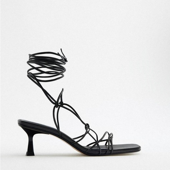 Zara black strappy sandals kitten heel wrap around ankle tie size 6.5